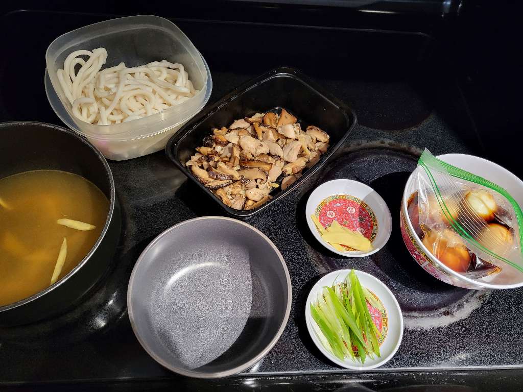 Prep for udon noodle soup