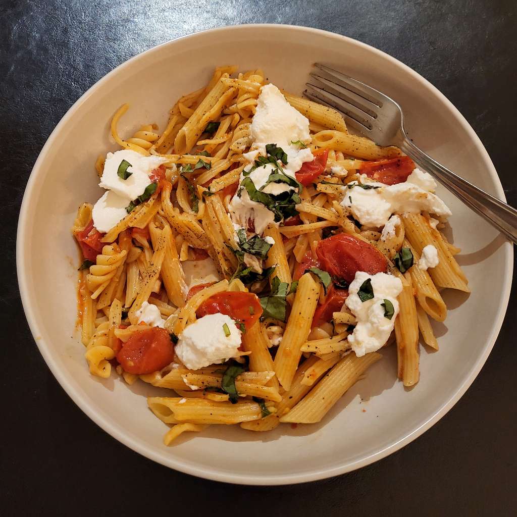 Tomato basil pasta